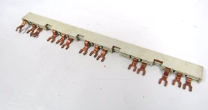 SIEMENS 5-WAY 3VU9135-1AB05 BUSS BAR FEEDER - Picture 1 of 4