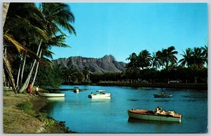 U-Fahrt Boote auf Ala Wai Kanal & Diamond Head Berg Waikiki Hawaii Postkarte - Bild 1 von 2
