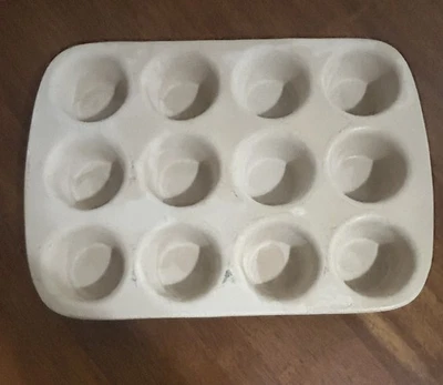 Pampered Chef Stoneware 12-Cup Muffin Pan Made In USA - Image 1 of 4