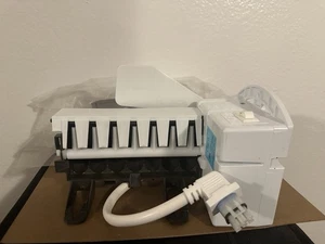 GE Refrigerator Ice Maker P# WR30X10061 - Picture 1 of 8
