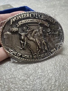 *NOS* VIN 1989 **PIONEER CITY RODEO** SOLID BRASS BELT BUCKLE #197 3.75x2.75in - Picture 1 of 3