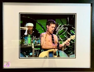 Eddie Van Halen & Alex Van Halen Signed 8 x 10 framed - Picture 1 of 3