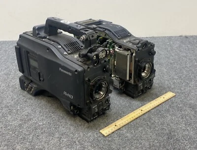 Lot of 2 Panasonic AJ-HPX2000P P2HD Broadcasting Camcorders -For Parts- - Image 1 of 4