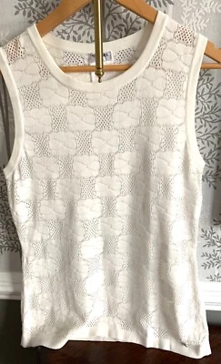 -FINAL SALE AUTH. CHANEL Sleeveless "Camellia" Tank Top Size 40 EU - Image 1 of 4