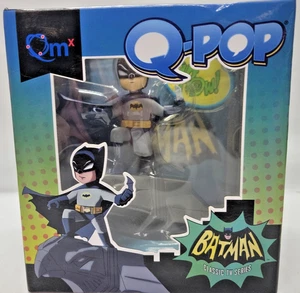 Q-POP BATMAN,LOOTCRATE EXCLUSIVE,DC COMICS Q-POPS FIGURE,ADULT COLLECTABLE (A4) - Picture 1 of 9