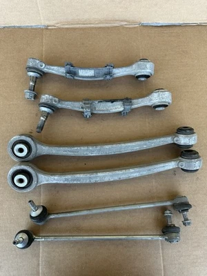 CONJUNTO DE BRAÇOS DE DIREÇÃO E ELOS FINAIS BMW F80 F82 F83 M3 M4 FABRICANTE DE EQUIPAMENTO ORIGINAL 2015-2020 - Imagem 1 de 4