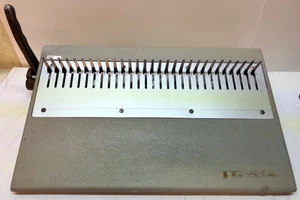 GBC 16-DB-1 Cerlox Binder Manual Comb Bind/Comb Opener T0987 - Picture 1 of 9