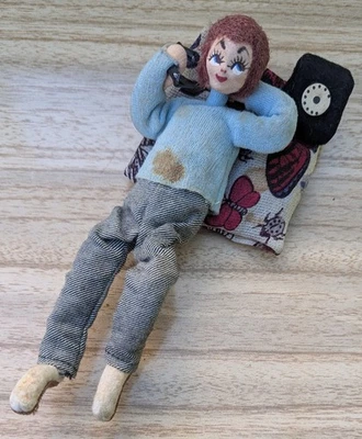 Boneca de feltro espanhola vintage KLUMPE/Roldan 1950s60s TELEFONHAMADA - Imagem 1 de 4