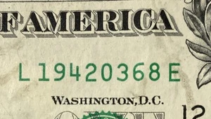 1942 Year Note Birth Tomb Anniv Grad 2021 $1 Fancy Serial Number $1 Dollar Bill - Picture 1 of 3