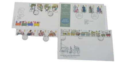 QUEEN ELIZABETH II VARIOUS STAMP COVERS X 4 - PLEASE SEE PHOTOGRAPHS - Image 1 of 4