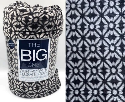 The Big One Plush Throw Blanket Dark Gray Charcoal Black Geometric Fleece 5 x 6' - Image 1 of 4