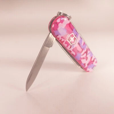 Limited Edition For 2010 Pink Camo Victorinox Swiss Army Knife Classic SD 58mm - Image 1 of 4