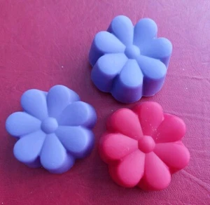 Daisy Flower soap or cake Silicone Moulds For Soap Making or baking set of 6 - Picture 1 of 2