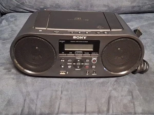 Sony ZS-RS60BT CD Boombox Bluetooth USB AM/FM Radio Audio System Tested/Working - Picture 1 of 6