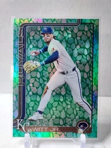2025 Topps Series 1 Bobby Witt Jr #100 Green Foil Easter Kansas City Royals - Picture 1 of 4