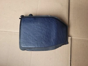 AUDI 80 B4 FAHRERSEITE/RECHTE SEITE CABRIO VERDECK SCHLOSS KAPPE BLAU 8G0868582C - Bild 1 von 3