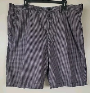 Tommy Hilfiger Golf Shorts Men Size 42 Black Red Plaid Crest On The Back Cotton  - Picture 1 of 11