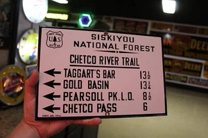 SELTENES SISKIYOU NATIONAL FOREST TRAIL MARKER PORZELLAN METALLSCHILD FISCHJAGDPISTOLE - Bild 1 von 12