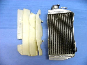 Honda 2003 CRF450R CRF 450R 450 R Right Side Radiator Grill Guard Cap #116 - Picture 1 of 8