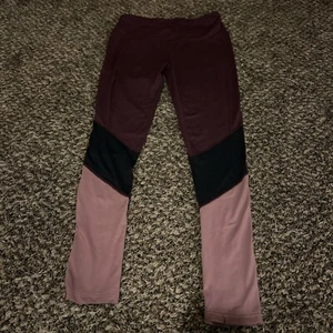 Damen Long Leggings Mehrfarbig Größe M Active Wear - Bild 1 von 3