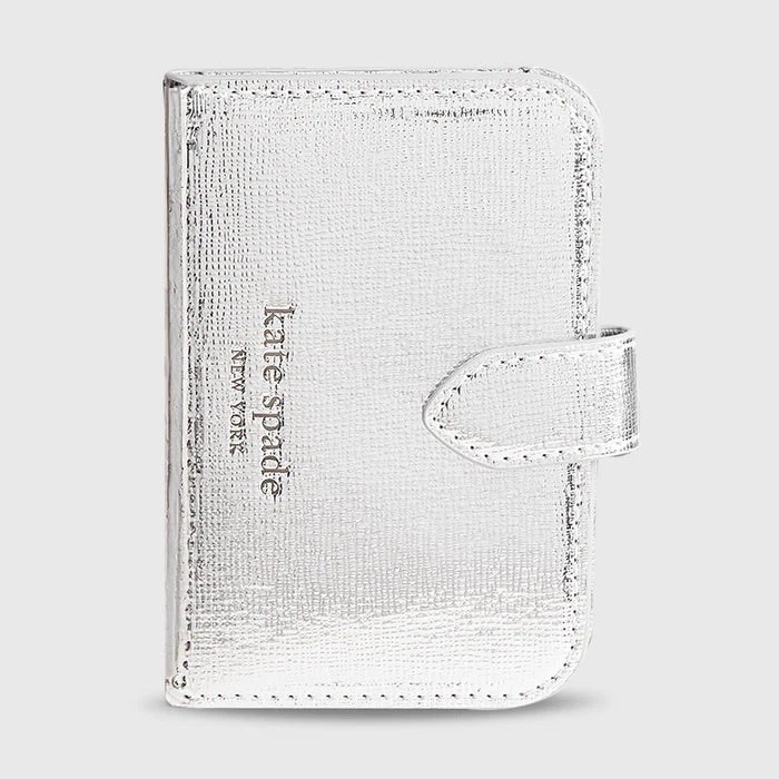 Cartera Magsafe con tarjetero magnético Kate Spade Morgan metálica de cuero plateado Foto 1 de 4