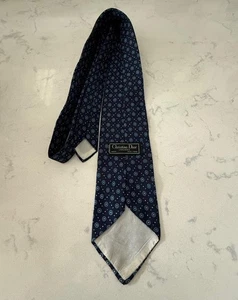 VINTAGE CHRISTIAN DIOR CRAVATES PARIS NEW YORK BLAU GEPUNKTET SEIDE HERRENKRAWATTE - Bild 1 von 4