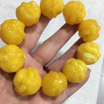 黄油黄色琥珀蜂蜡手链情侣风格时尚珠宝23x21毫米 — 第 1/4 张图片