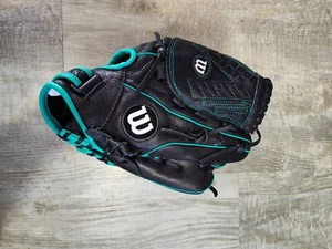 Wilson A500 12.5” Turquois Green Youth Softball Baseball Glove Right Hand Throw  - Picture 1 of 10