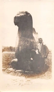 anni '30? Foto reale uomo alle tombe Ming distretto di Changping Cina - Foto 1 di 2