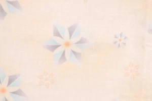 36" x 44" Arctic Kiss by Lecien Purple Blue Pinwheel Shaped Flowers on Cream - Picture 1 of 8