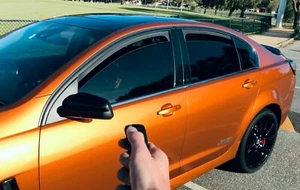 Holden/ HSV VF window control module 2013-2017 commodore SV6 SS SSV Clubsport - Bild 1 von 3