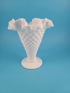 Vintage Fenton White Milk Glass Hobnail 8" Trumpet Vase w/Ruffled Edge - Picture 1 of 6