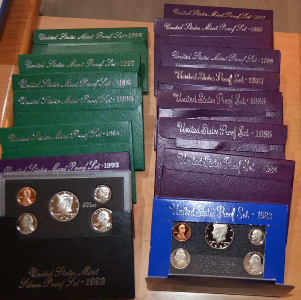 Lot of 15 different U.S. Mint Proof Sets - 92 silver proof set (83-98) cameos - Image 1 of 1