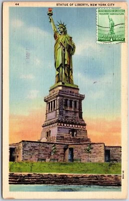 1930's Statue Of Liberty In New York City Highest Beacon NY Posted Postcard - Image 1 of 2
