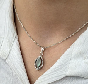 925 Sterling Silver Promise Pendant Unique Labradorite Gemstone March Birthstone - Picture 1 of 5