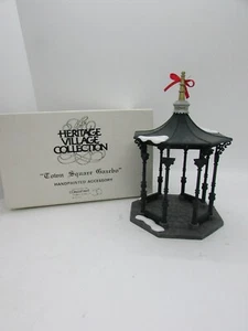 Cenador Department 56 Heritage Village Town Square #5513-1 Dept 56 - Imagen 1 de 6