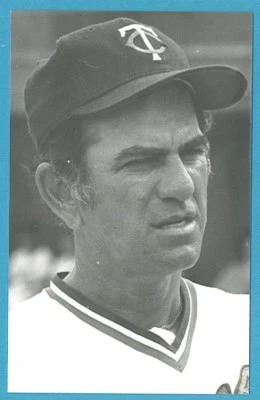 Camilo Pascual (1978) Minnesota Twins Vintage Baseball Postcard PP00360 - Image 1 of 2