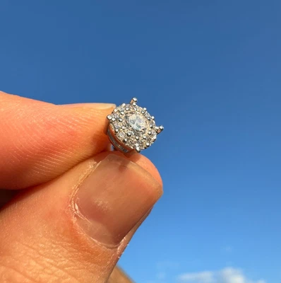 925 Sterling Silver Mens 8mm Diamond Single Stud Earring New Princess Cut - Image 1 of 4