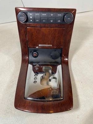 Controle A/C Aquecedor Nissan Maxima 2007 - 2008 com Moldura de Câmbio - OEM - Imagem 1 de 4