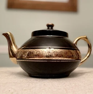 Vintage Gibson and Sons Porcelain Teapot Late Davenport Sevres Black & Gold - Picture 1 of 12