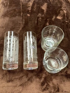 Jack Daniels Distillery Tennessee Whiskey 2 bicchieri alti Collins e vetro 2 rocce - Foto 1 di 11