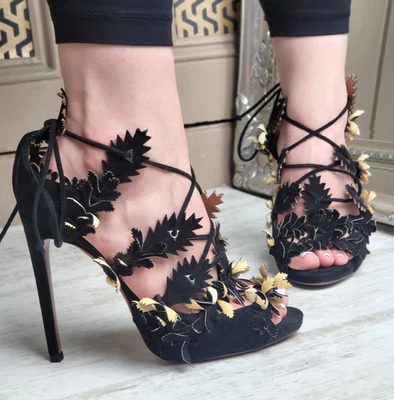 Sandalias de tacón de gamuza negras enjauladas florales Alaia de diseñador Zapatos EU 37 UK 4 Foto 1 de 4