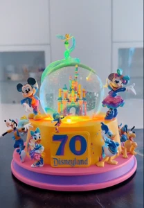 Disney 70 th Snow Globe Music & Light Up DISNEYLAND RESORT 70TH CELEBRATION NEW - Picture 1 of 24