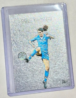 Tarjeta coleccionable Mia Hamm platinada firmada por artista "Washington Freedom" 1/1 Foto 1 de 2