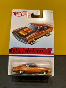 1/64 HOT WHEELS FLYING CUSTOMS 1970 FORD TORINO GOLD - Picture 1 of 2