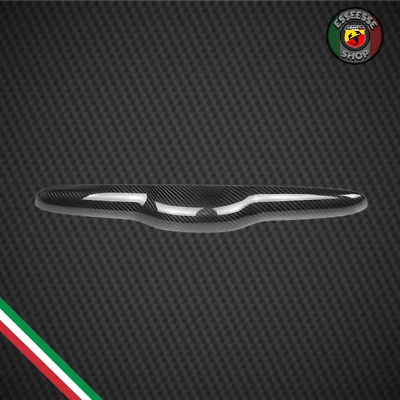 Cover Maniglia Baule Posteriore in Carbonio Vero Fiat 500 Abarth 595 695 - Immagine 1 di 4