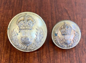 Original WW2 British Army Royal Scots Fusiliers Buttons - Jennens & Co London - Picture 1 of 2