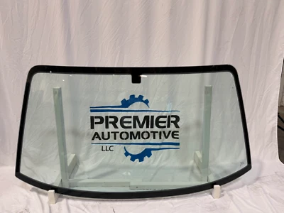 99-04 Bentley Arnage windshield ***NEW AFTERMARKET*** - Image 1 of 4