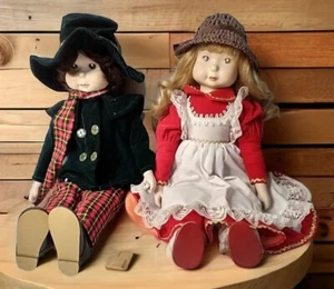 Par de muñecas de porcelana hechas a mano de 17" cuerpo suave niño y niña años 80 - Imagen 1 de 19