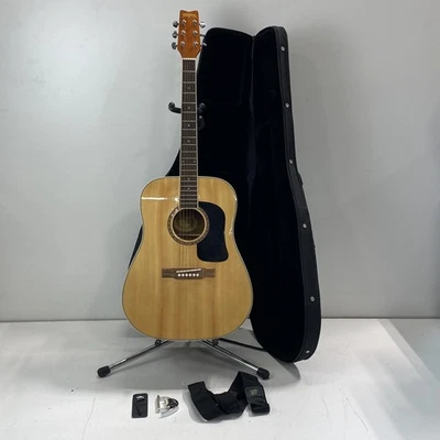 Washburn 6 String Natural Acoustic - Image 1 of 4